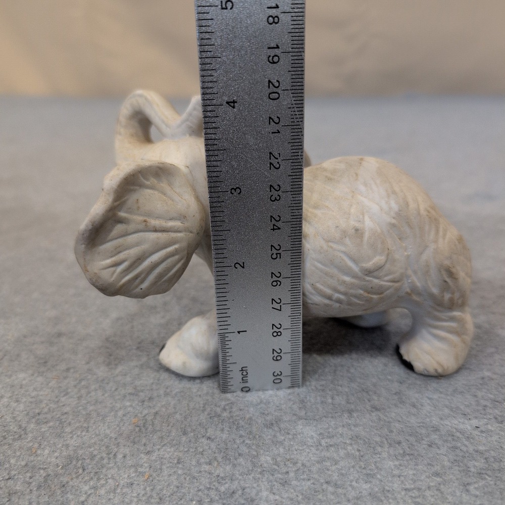 UGC Vintage‎ Ceramic Elephant Figurine White Trunk Up Taiwan Decor VG - Picture 3 of 7